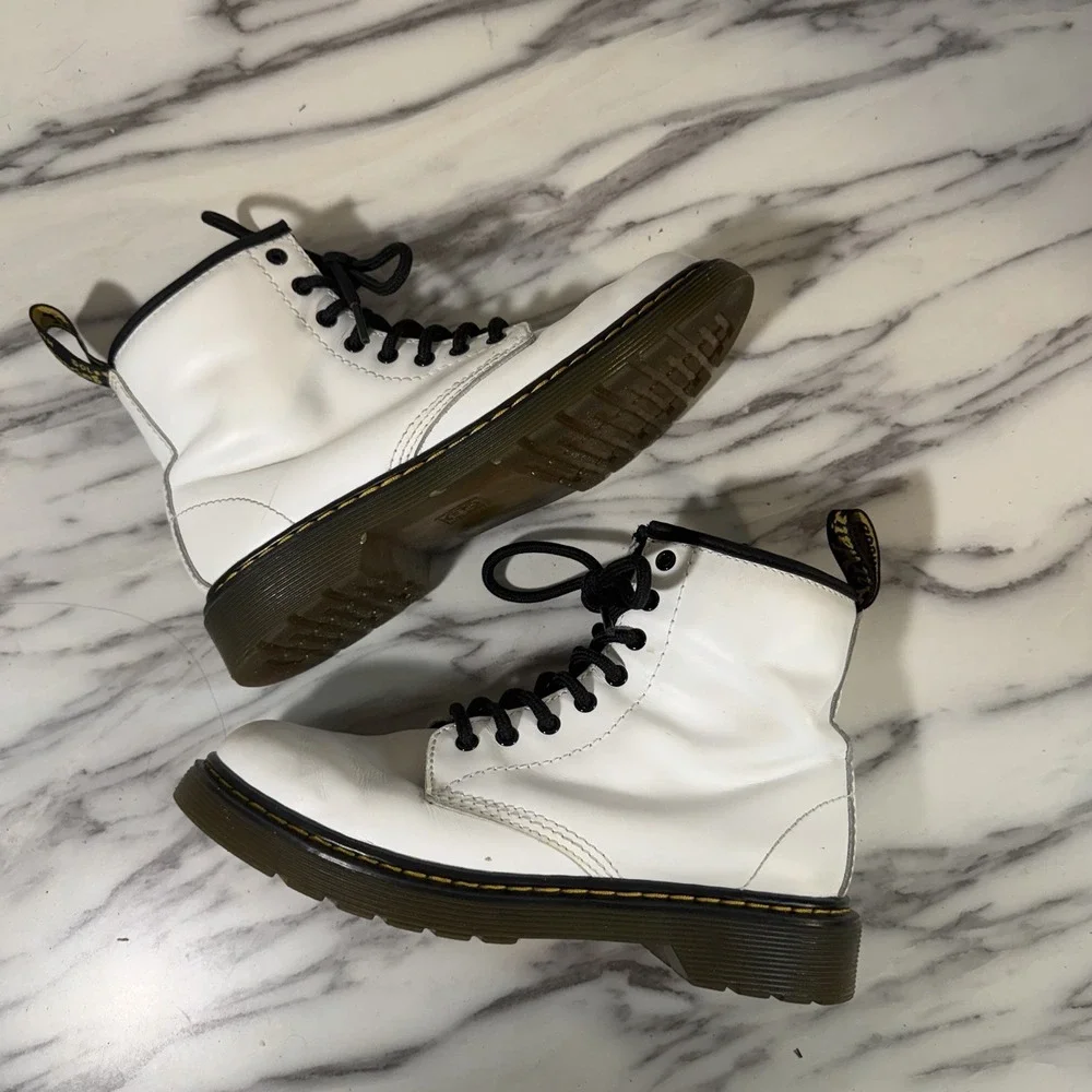 Doc Dr Martens White Lace Up Boots 1460 Size 3 Junior Youth Leather Grunge
